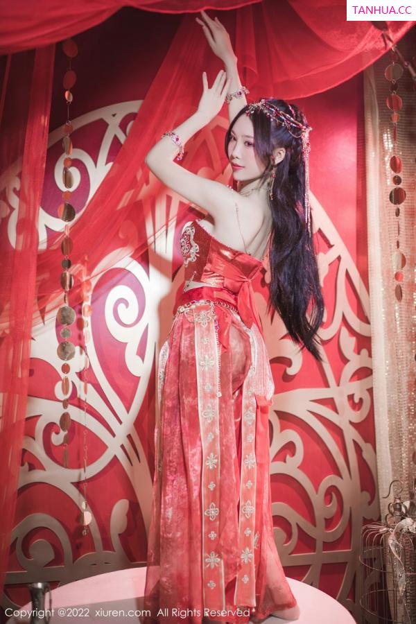 陈若依 抖娘利世 [XiuRen]高清写真图 2022.10.12 No.5699 利世第29张图片